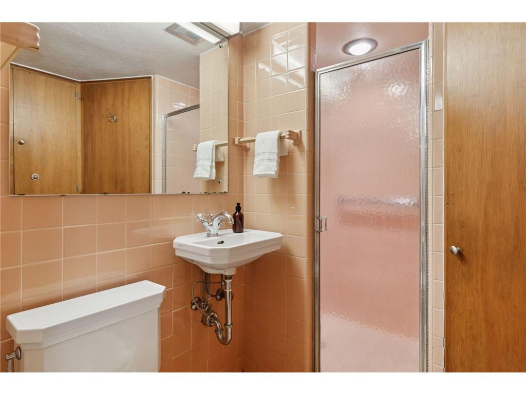 5324 Russell Avenue S Minneapolis MN 55410 - Minnehaha Creek 6794318 image38