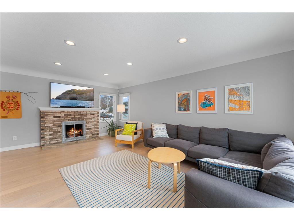 5325 Twin Lake Boulevard E Brooklyn Center MN 55429 - Upper Twin Lake 6822813 image10