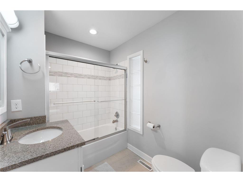 5325 Twin Lake Boulevard E Brooklyn Center MN 55429 - Upper Twin Lake 6822813 image22