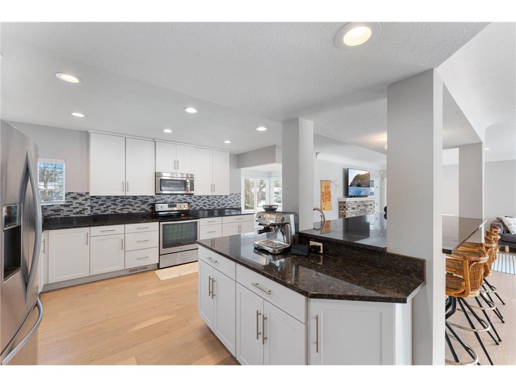 5325 Twin Lake Boulevard E Brooklyn Center MN 55429 - Upper Twin Lake 6822813 image6