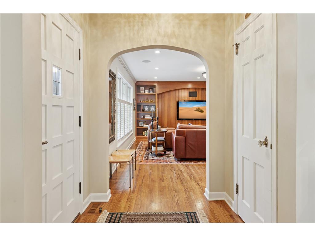 5325 Wooddale Avenue Edina MN 55424 7047721 image6