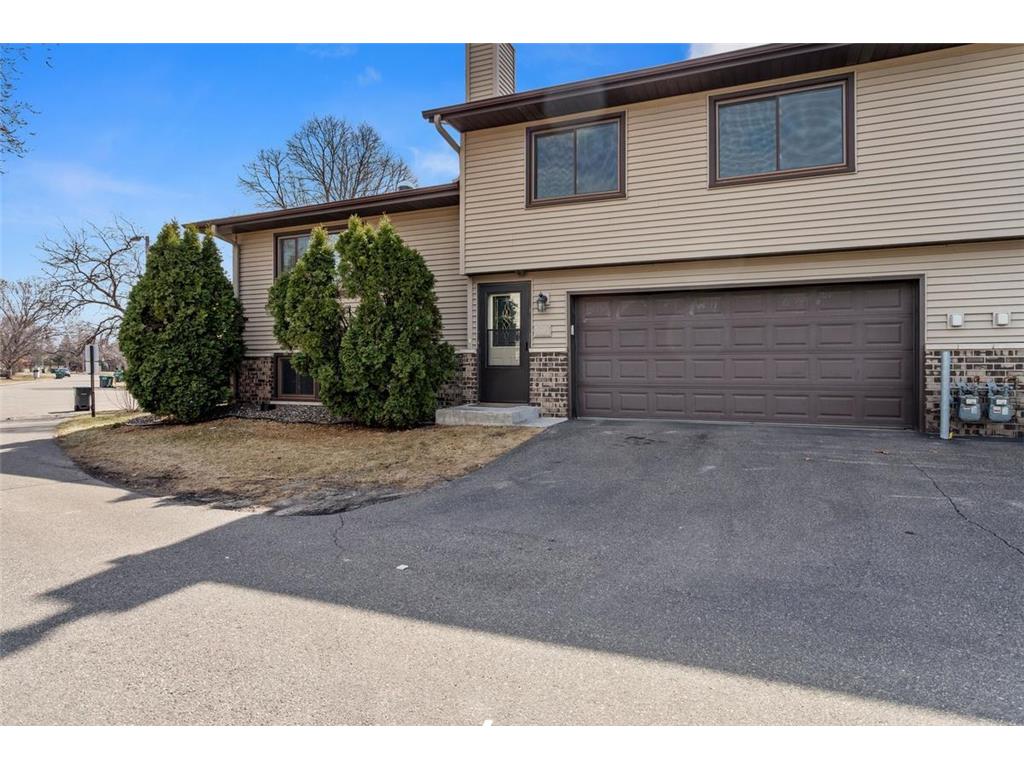 5327 84th Court N Brooklyn Park MN 55443 7043155 image1