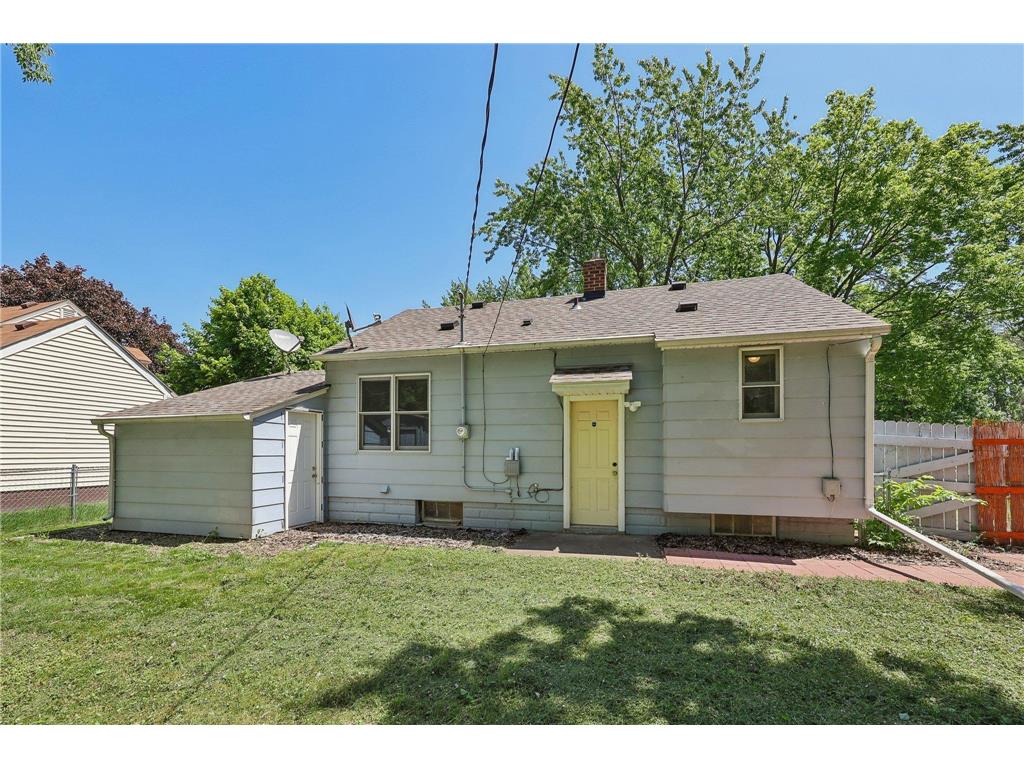 5327 Colfax Avenue N Brooklyn Center MN 55430 7075905 image20