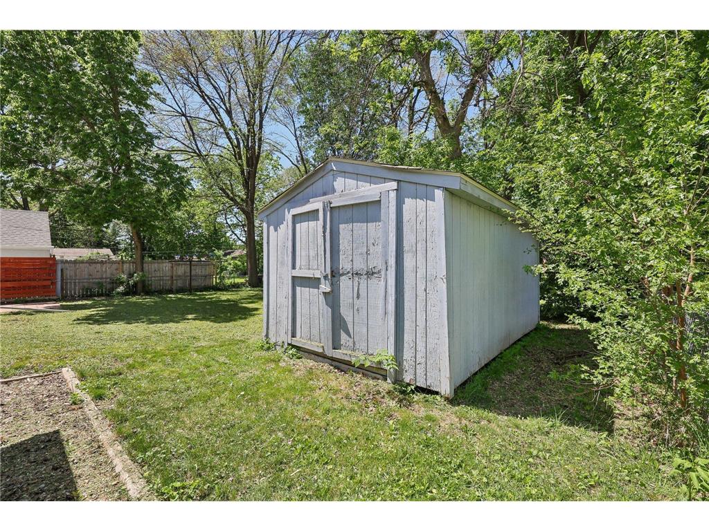 5327 Colfax Avenue N Brooklyn Center MN 55430 7075905 image24