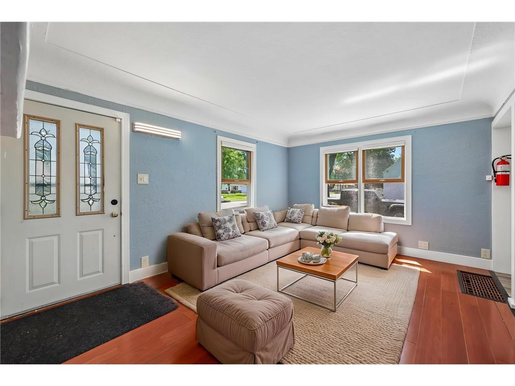 5327 Colfax Avenue N Brooklyn Center MN 55430 7075905 image3