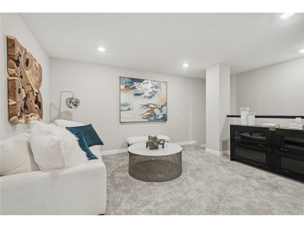 5329 Long Pointe Pass Woodbury MN 55129 7063425 image7