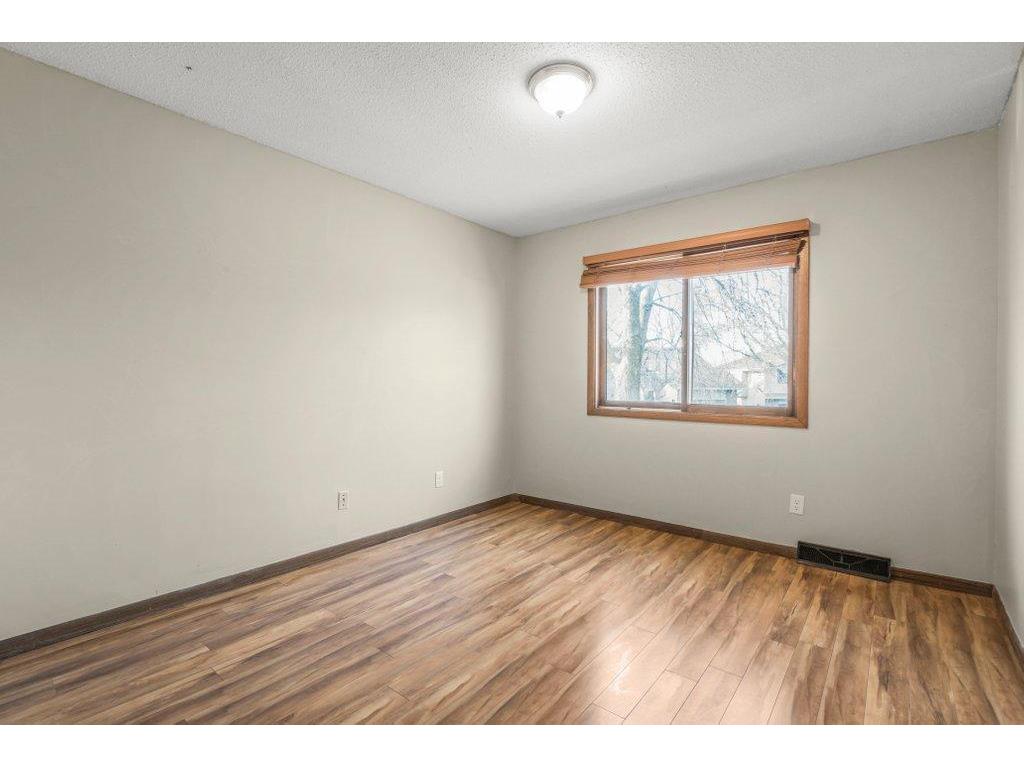 5331 70th Circle N Brooklyn Center MN 55429 6812921 image4