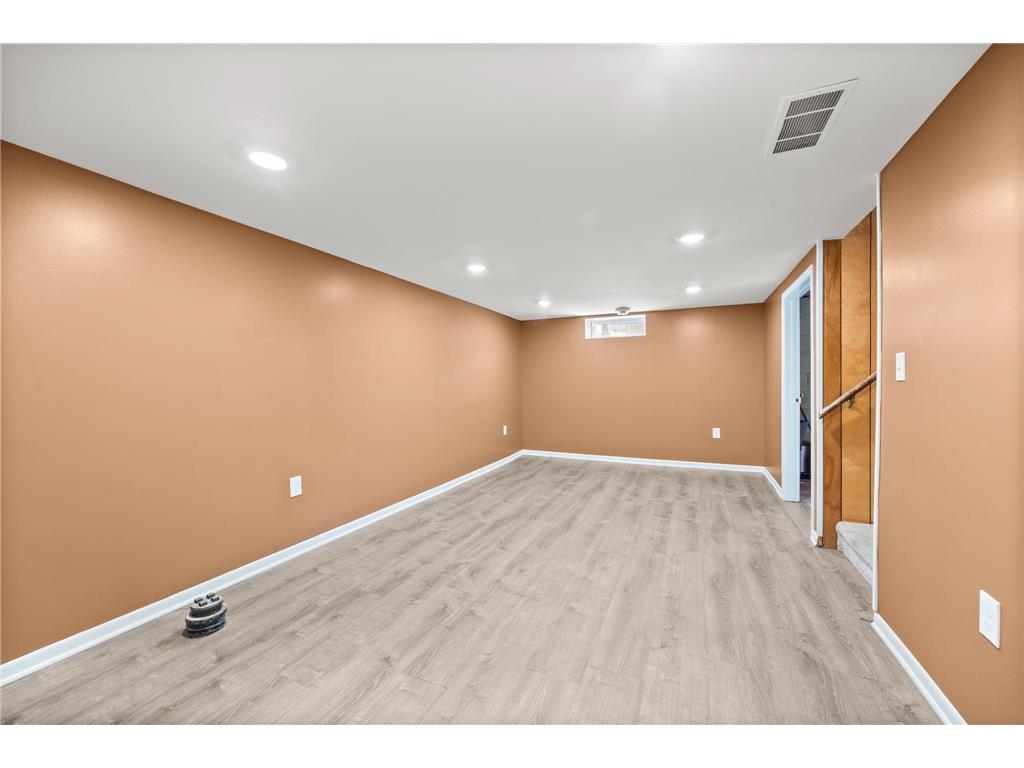 5333 James Avenue N Brooklyn Center MN 55430 7065210 image14