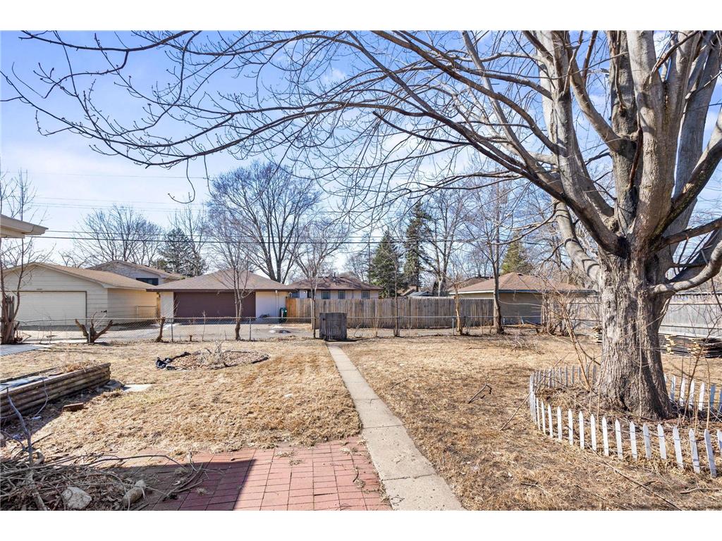 5333 James Avenue N Brooklyn Center MN 55430 7065210 image18