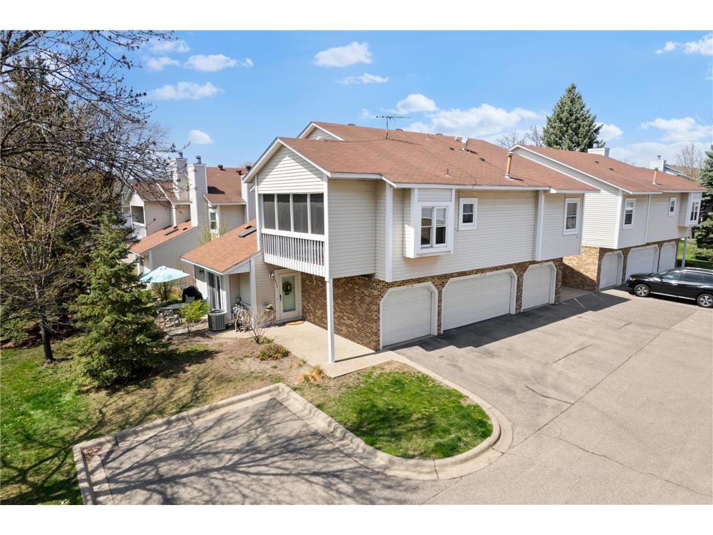 5334 Highpointe Drive Bloomington MN 55437 6526717 image1