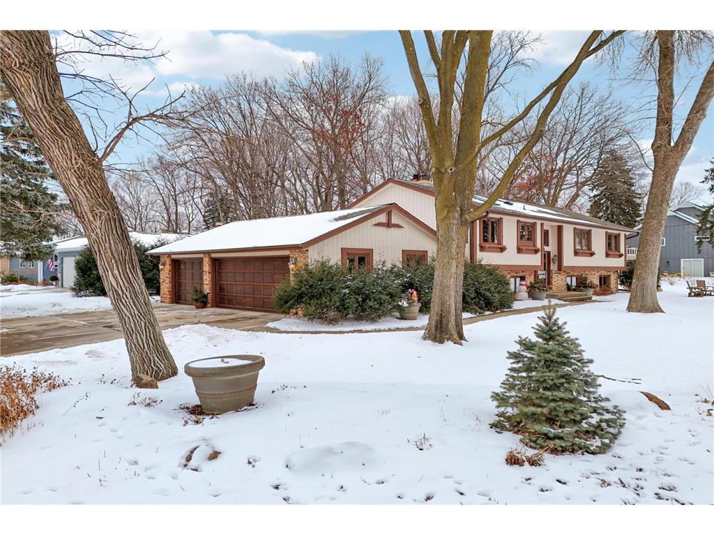 5335 Baywood Shores Drive Mound MN 55364 - Lake Minnetonka 7016568 image1