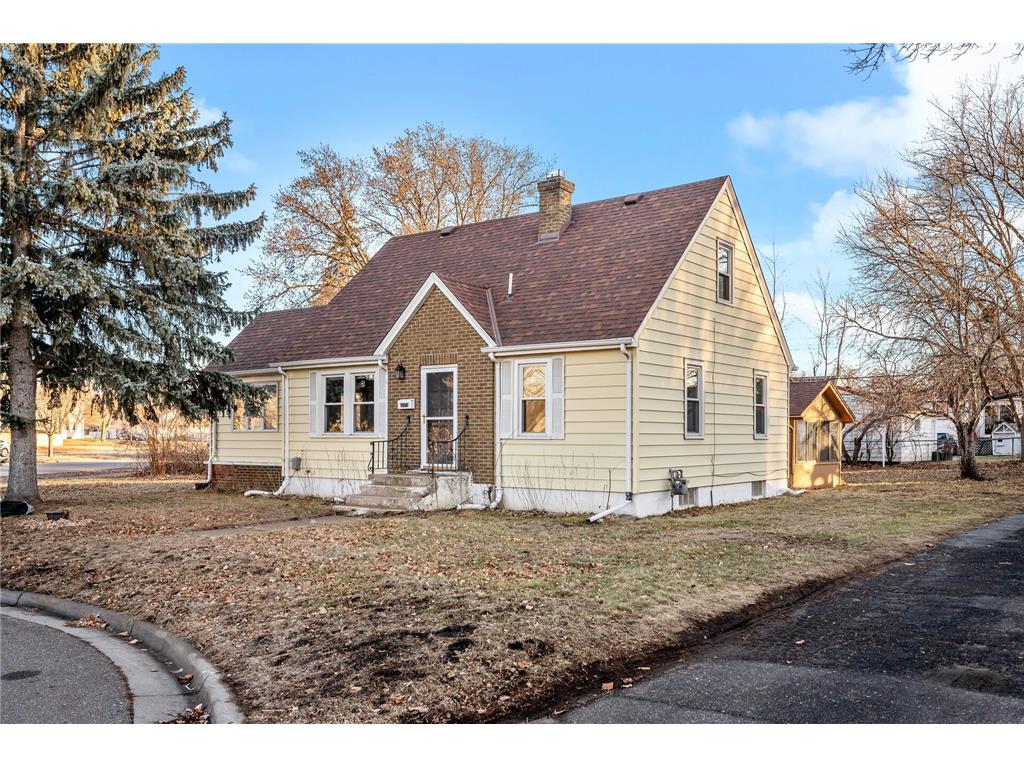 5335 Fairview Avenue N Crystal MN 55429 6483903 image1