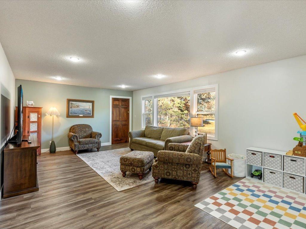 5335 Pine Beach Road Brainerd MN 56401 - Red Sand 6821265 image18