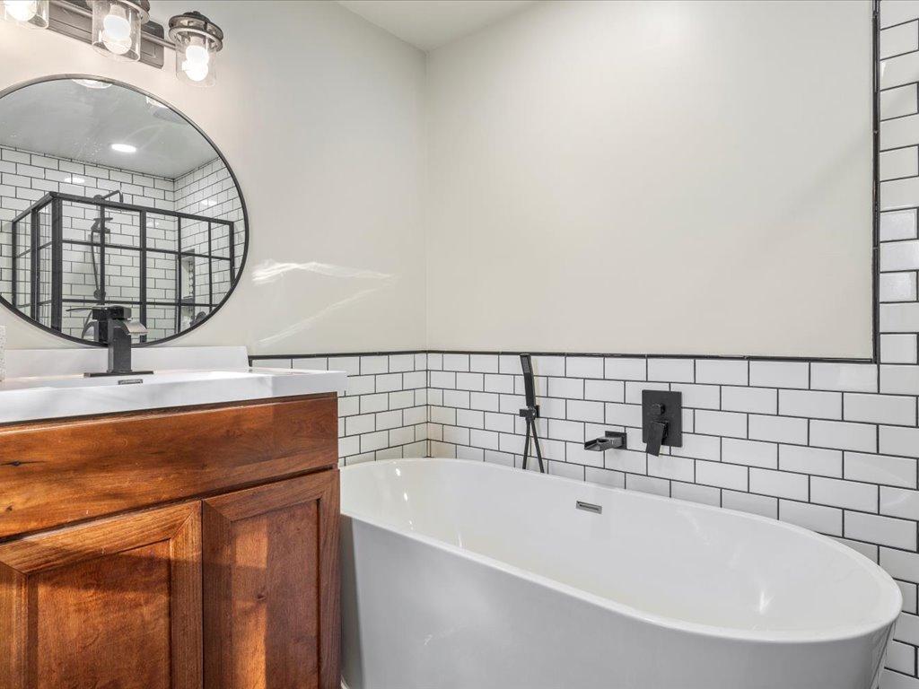 5335 Pine Beach Road Brainerd MN 56401 - Red Sand 6821265 image22