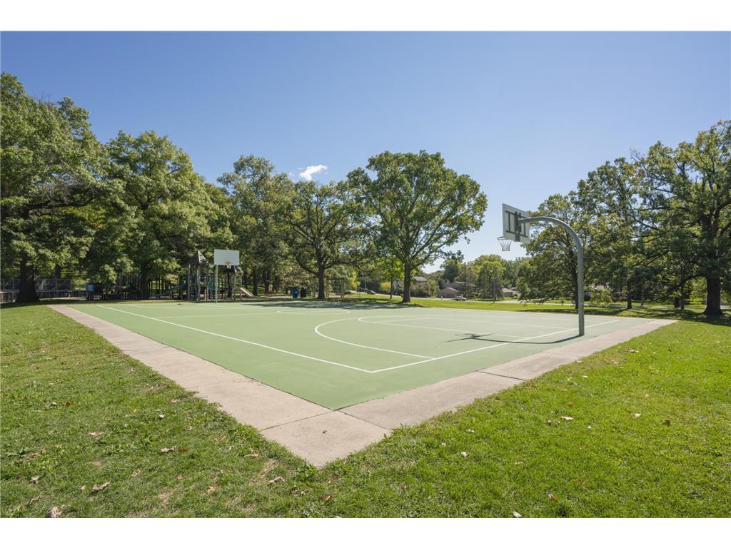 5337 Whiting Avenue Edina MN 55439 7084689 image26