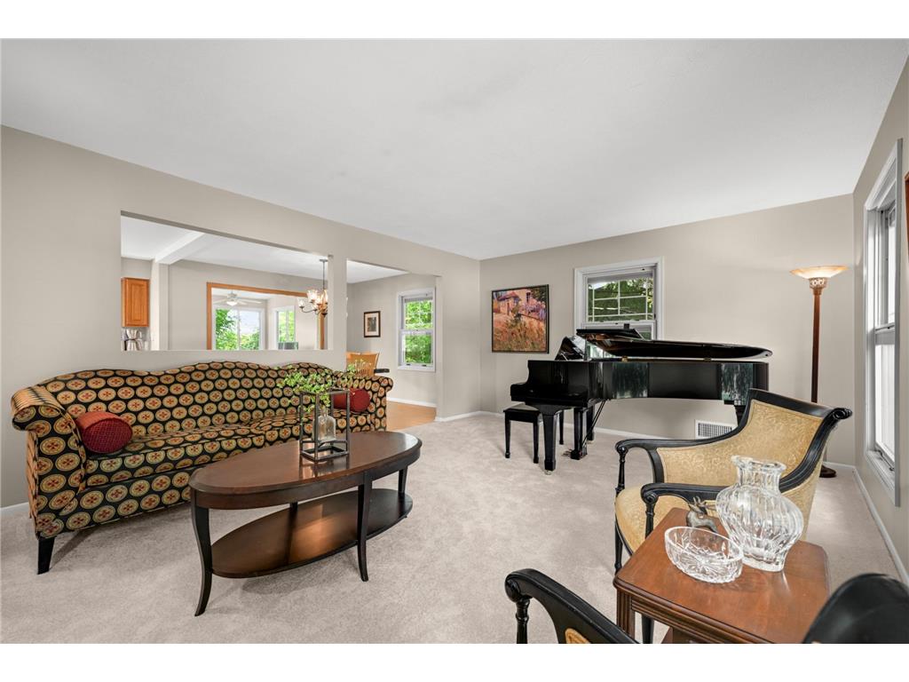 5337 Whiting Avenue Edina MN 55439 7084689 image3