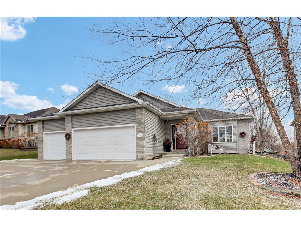 5338 Ridgeview Drive NW Rochester MN 55901 6472117 image1