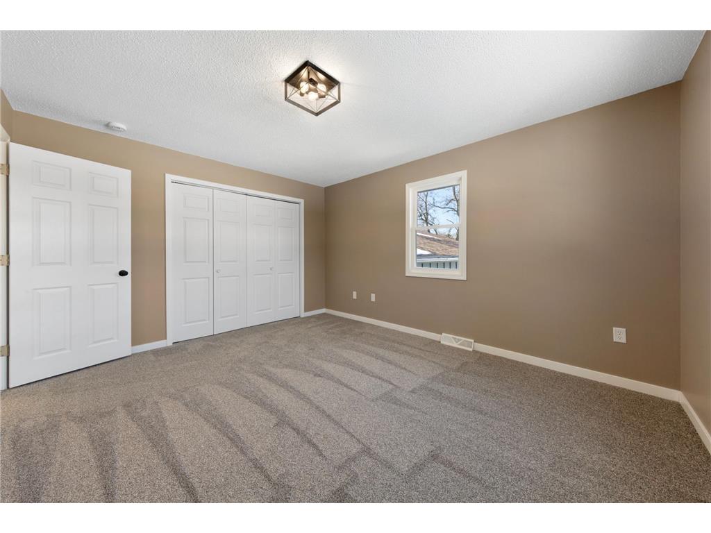 534 195th Lane NW Oak Grove MN 55011 7040452 image25