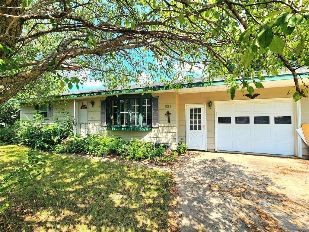 534 8th Street SW Perham MN 56573 6562844 image1