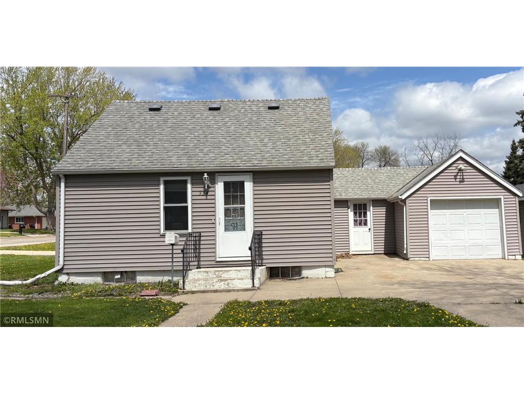 534 Cass Street S Sauk Centre MN 56378 7073718 image1