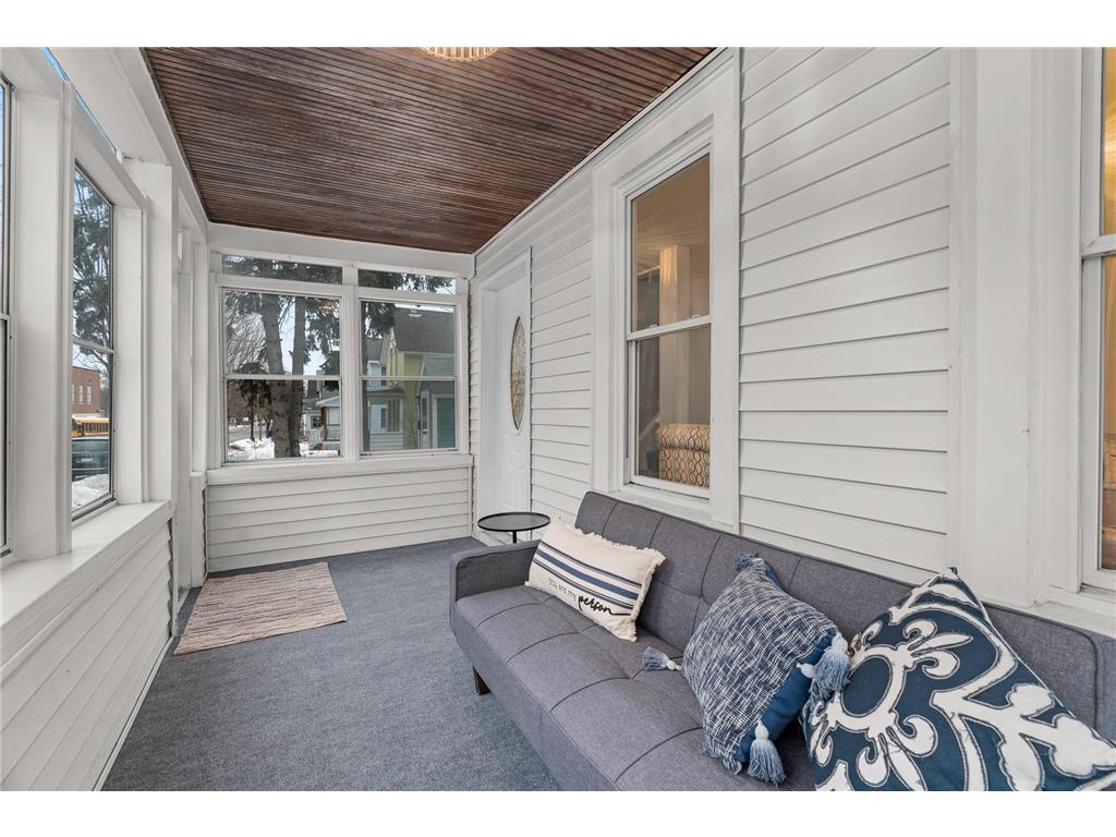 534 Thomas Avenue Saint Paul MN 55103 7006399 image12