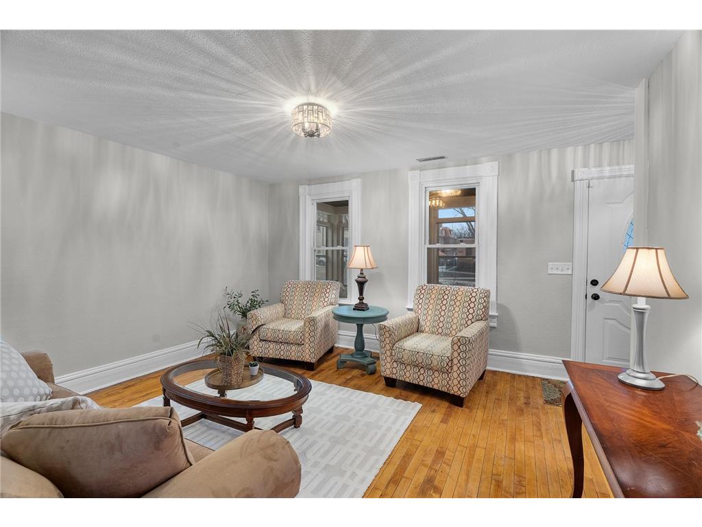 534 Thomas Avenue Saint Paul MN 55103 7006399 image14