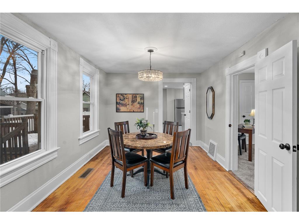 534 Thomas Avenue Saint Paul MN 55103 7006399 image16