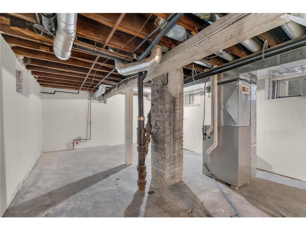 534 Thomas Avenue Saint Paul MN 55103 7006399 image34