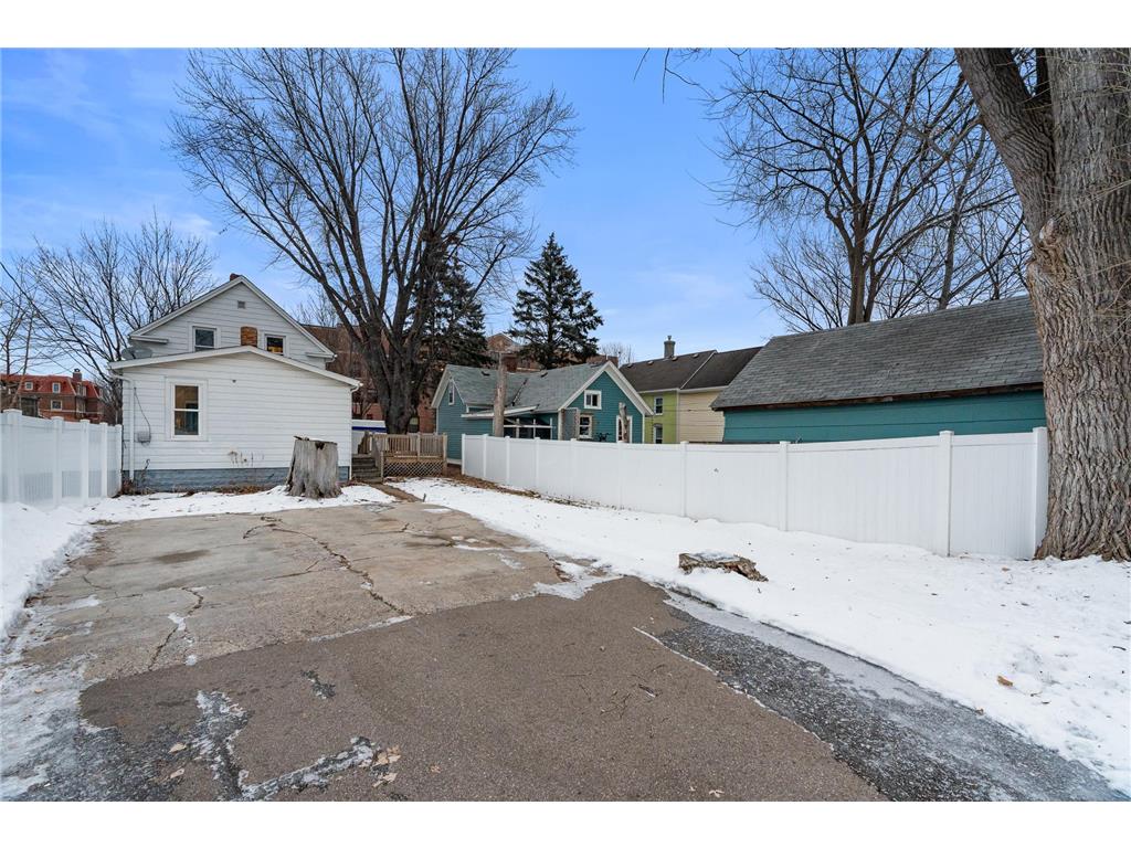 534 Thomas Avenue Saint Paul MN 55103 7006399 image8