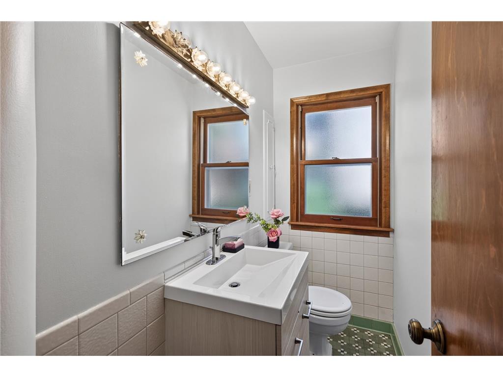 5340 1st Avenue S Minneapolis MN 55419 7088400 image24