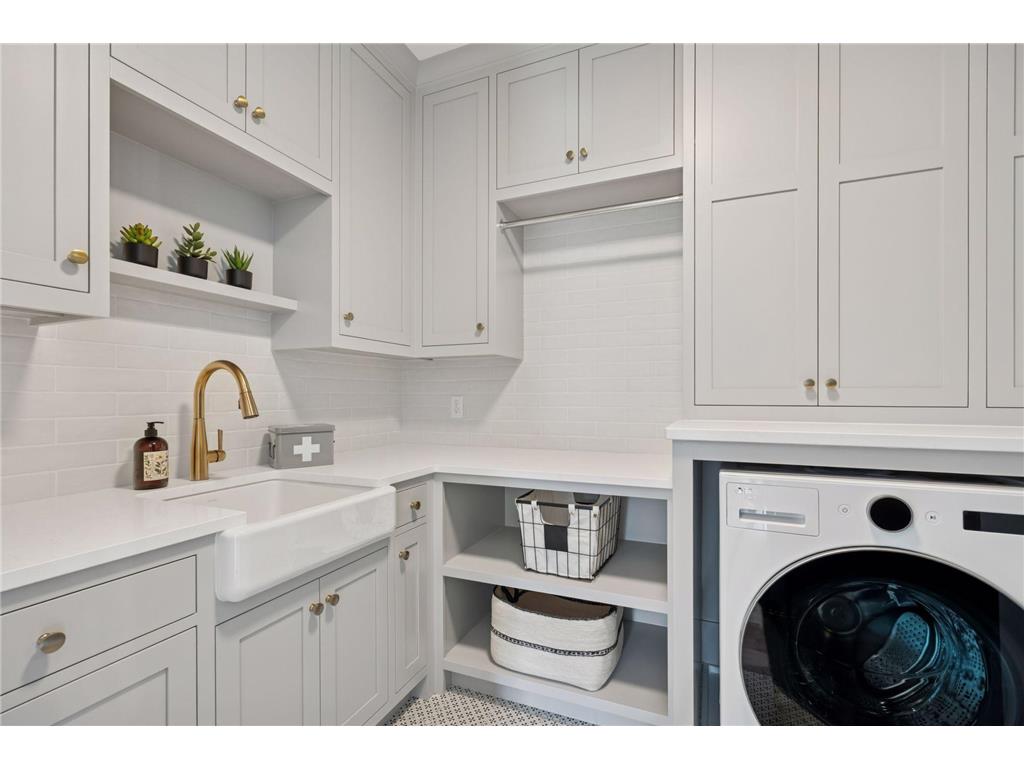 5341 Kellogg Avenue Edina MN 55424 7081175 image49
