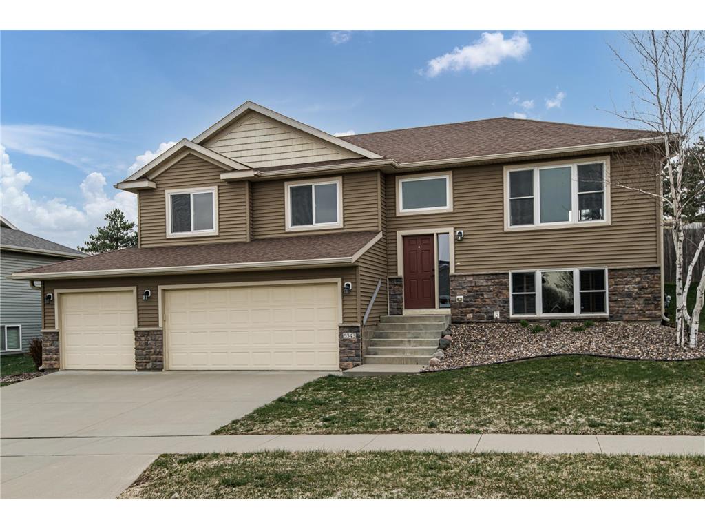 5343 Ridgeway Road NW, Rochester, MN, 55901 MLS 6430262 Edina Realty