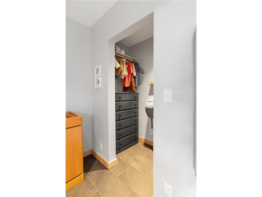 5344 Chowen Avenue S Minneapolis MN 55410 7064860 image16