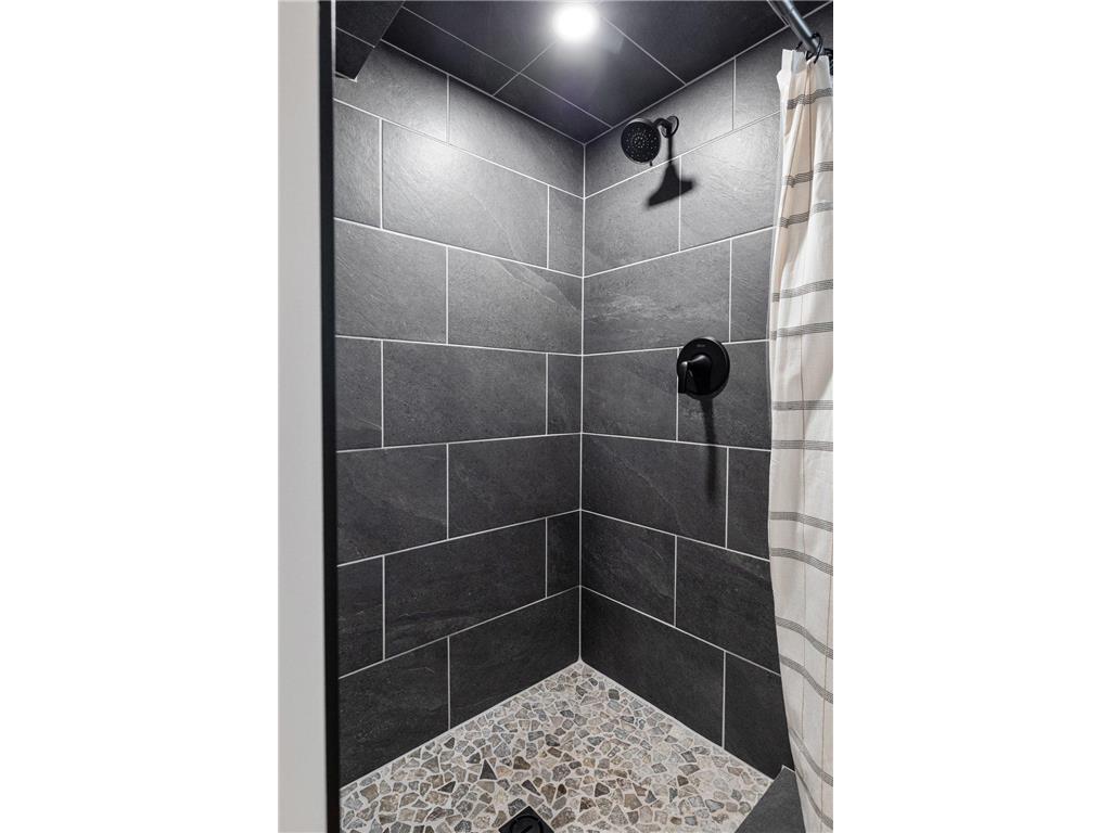 5344 Chowen Avenue S Minneapolis MN 55410 7064860 image29