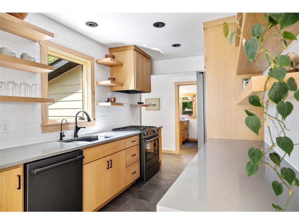 5344 Chowen Avenue S Minneapolis MN 55410 7064860 image6