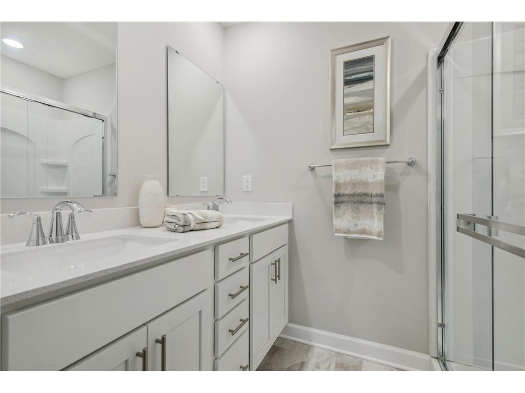 5347 Long Pointe Pass Woodbury MN 55129 7082358 image12
