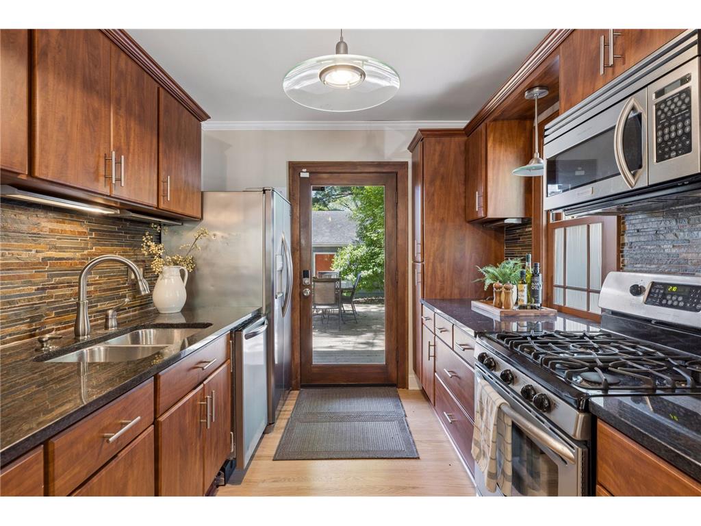 5348 Abbott Avenue S Minneapolis MN 55410 7067027 image19
