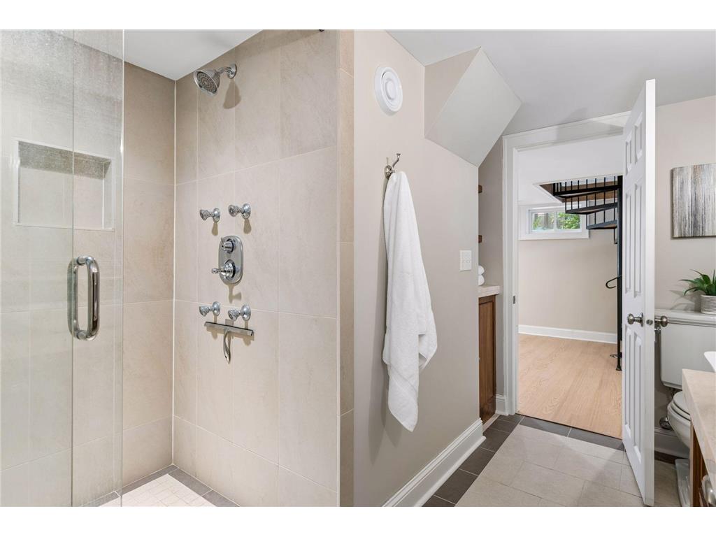 5348 Abbott Avenue S Minneapolis MN 55410 7067027 image36