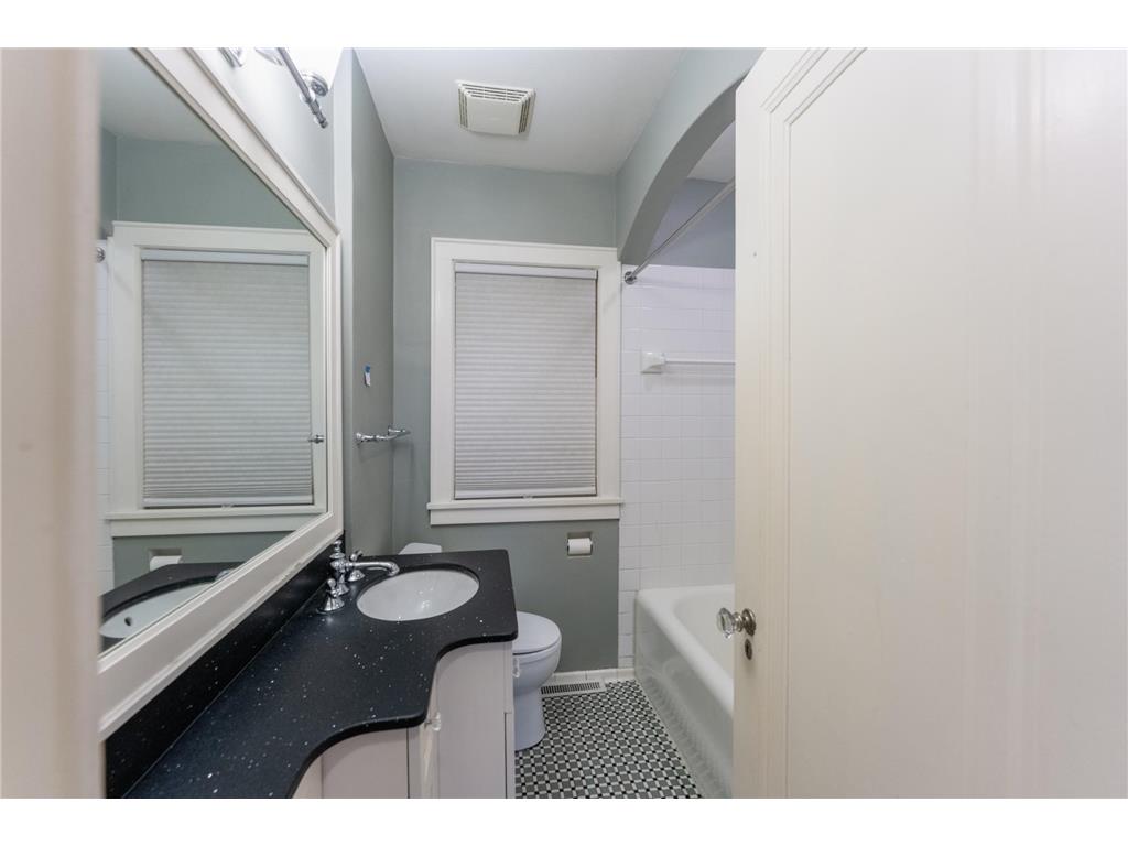 5348 Drew Avenue S Minneapolis MN 55410 7011158 image17