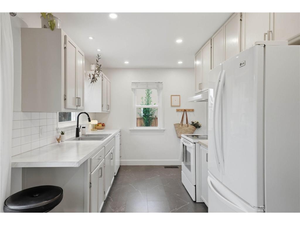 5348 Morgan Avenue N Brooklyn Center MN 55430 7087760 image13