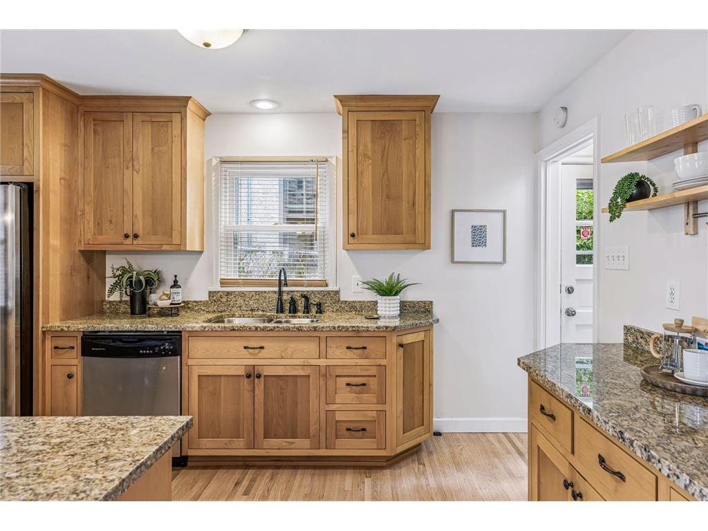 5349 Park Avenue Minneapolis MN 55417 7060362 image22