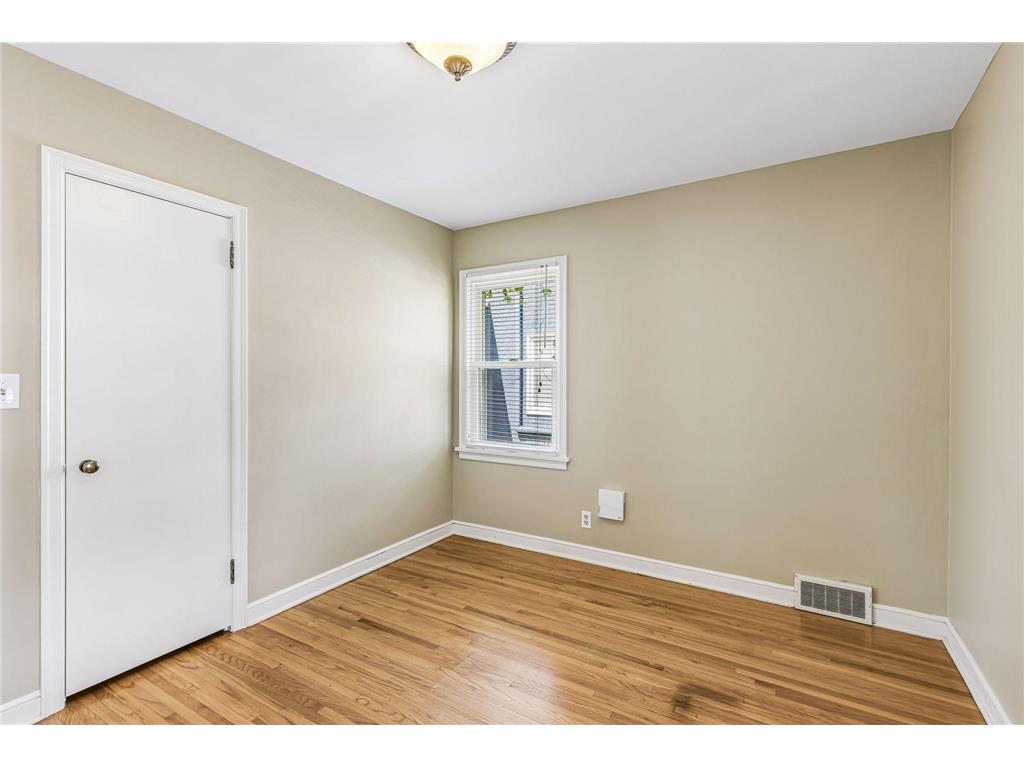 5349 Park Avenue Minneapolis MN 55417 7060362 image31