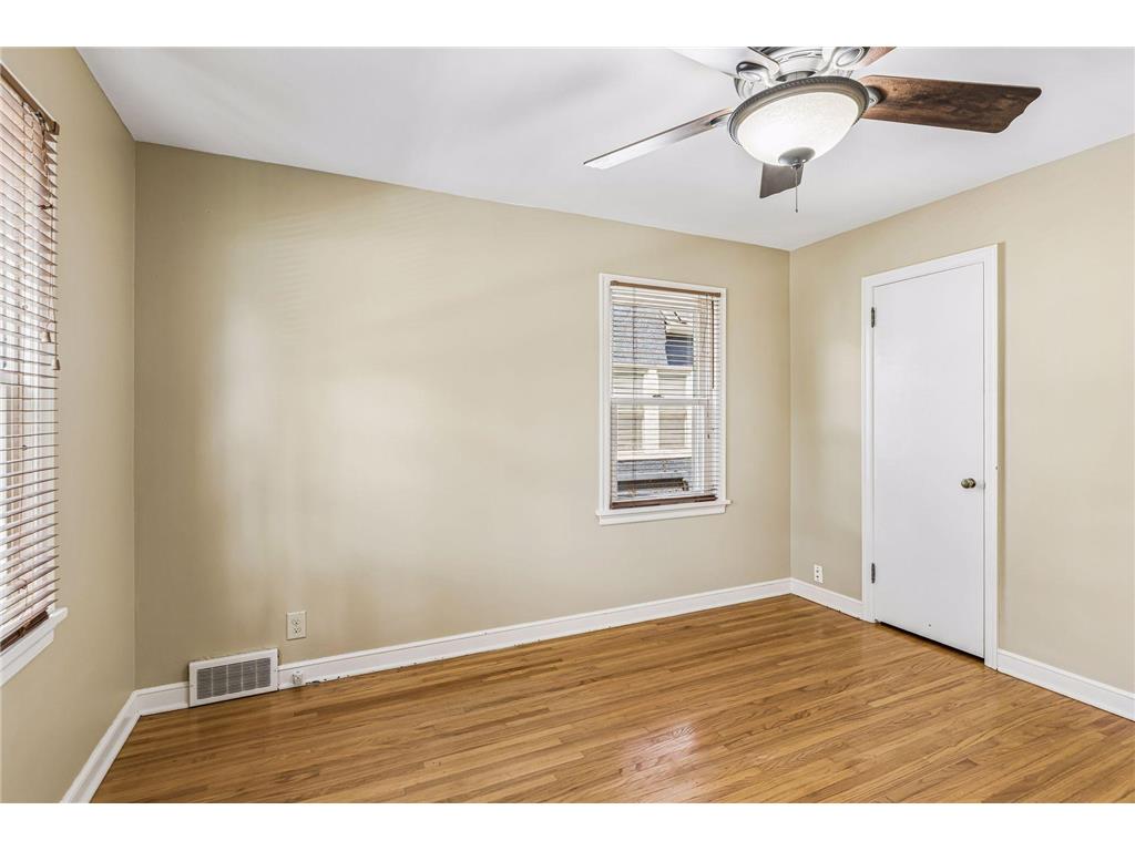 5349 Park Avenue Minneapolis MN 55417 7060362 image33