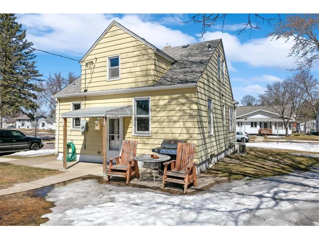 535 5th Avenue NE Saint Cloud MN 56304 6356073 image1