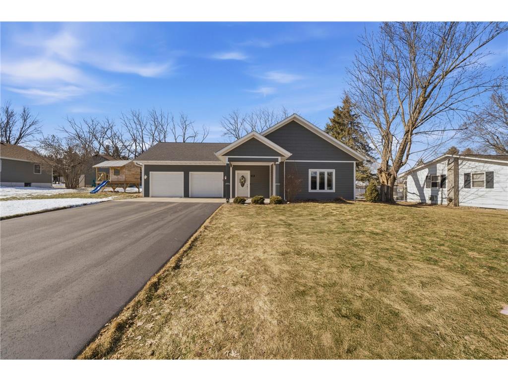 535 Clark Street Hammond WI 54015 7024979 image1
