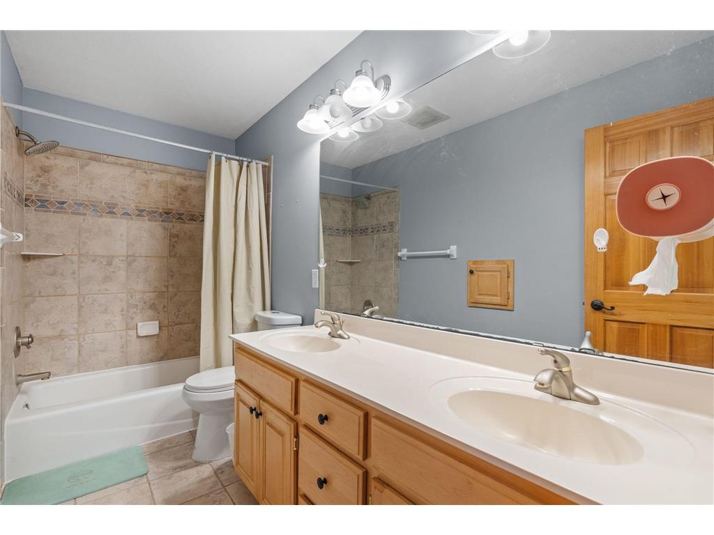 535 Majestic Oaks Court Eagan MN 55123 7047677 image25