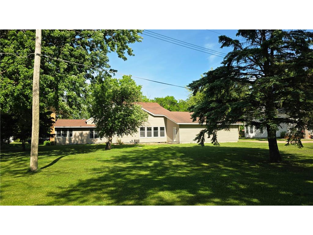 535 W 1st Street Cottonwood MN 56229 7051361 image31