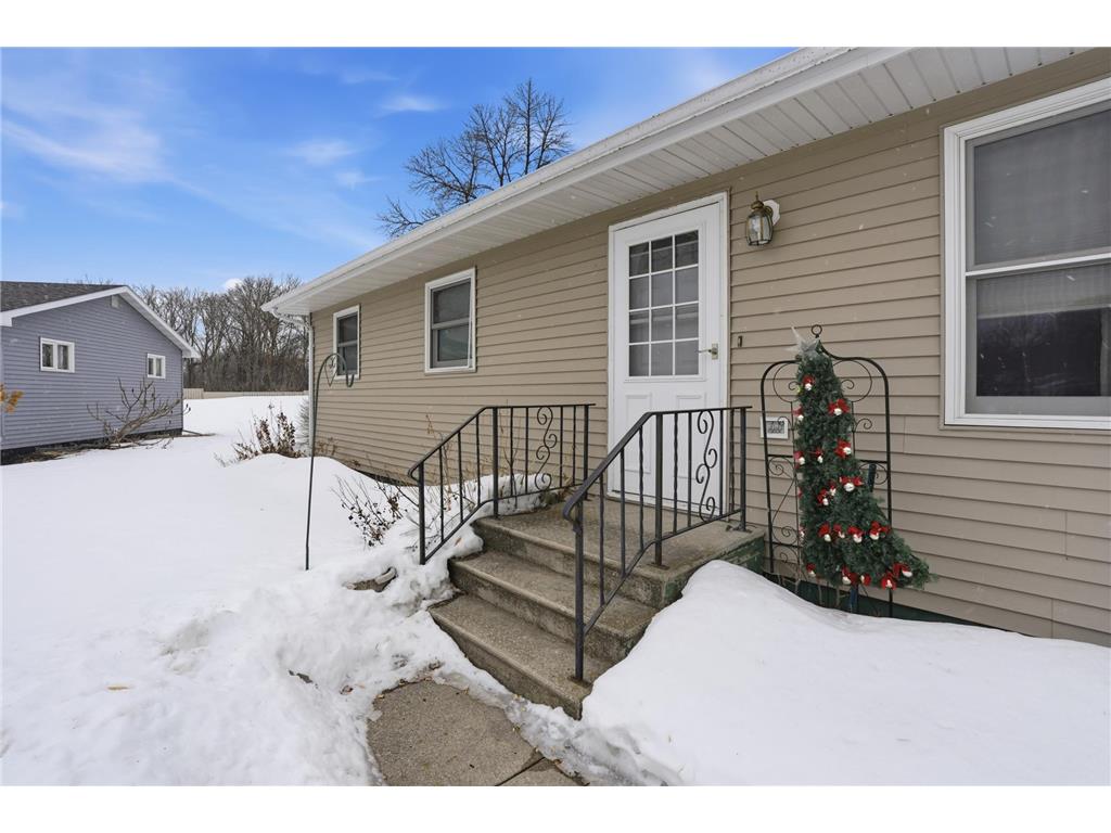 535 W Bend Lane Alvarado MN 56710 7037099 image3