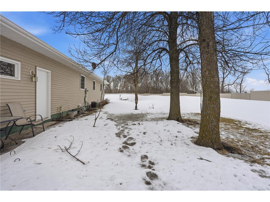 535 W Bend Lane Alvarado MN 56710 7037099 image5