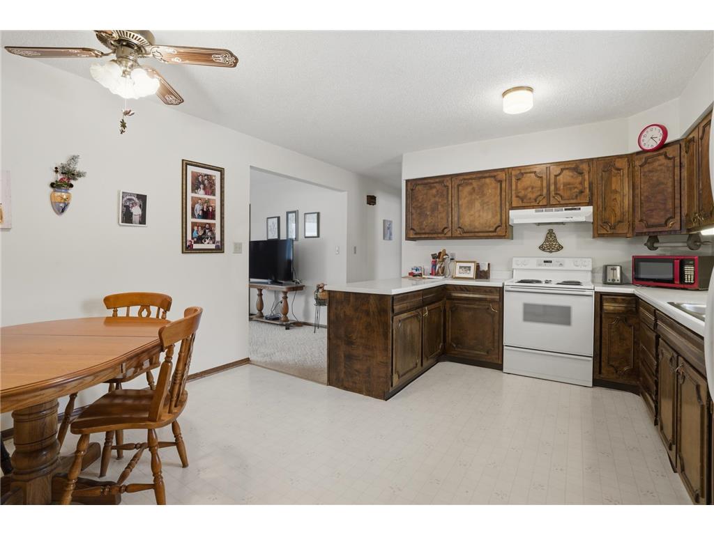 535 W Bend Lane Alvarado MN 56710 7037099 image8